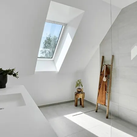 Modern Comfort *