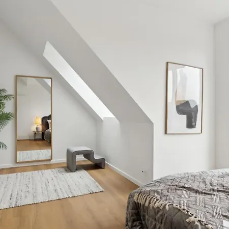 Modern Comfort * 프레데릭순